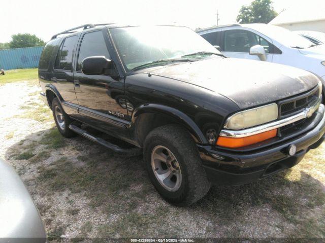  Salvage Chevrolet Blazer