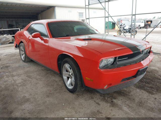  Salvage Dodge Challenger