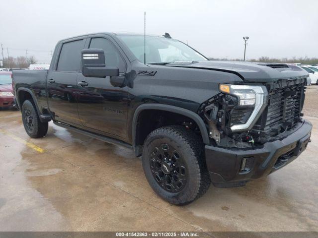  Salvage Chevrolet Silverado 2500