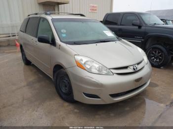 Salvage Toyota Sienna