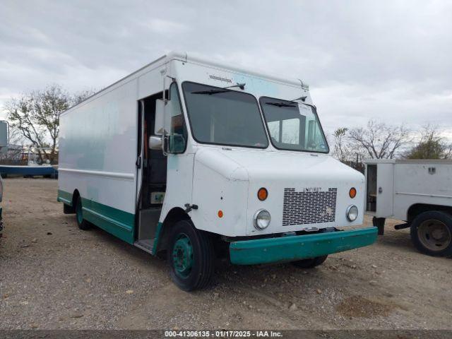  Salvage Workhorse Custom Cha Commercial Chassis
