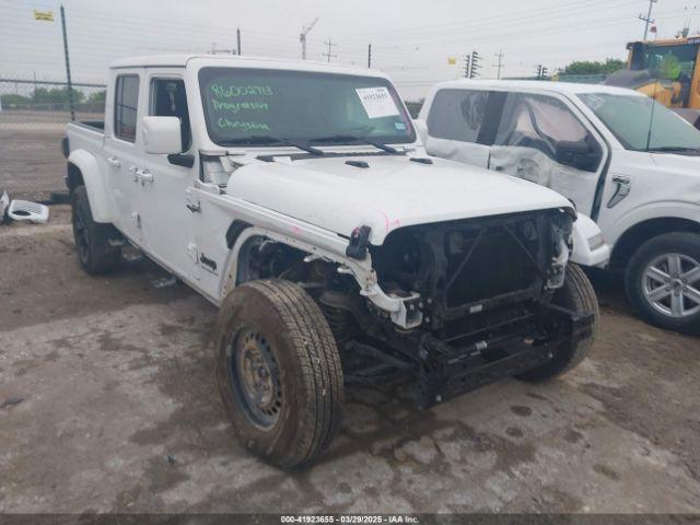  Salvage Jeep Gladiator