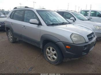  Salvage Hyundai TUCSON