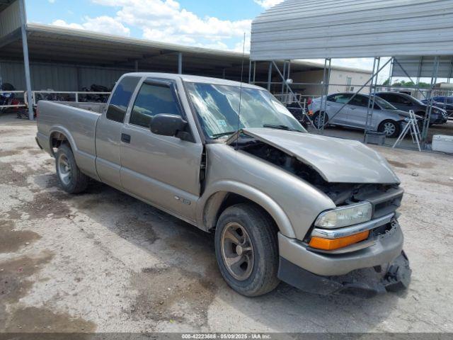  Salvage Chevrolet S-10