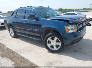  Salvage Chevrolet Avalanche 1500