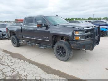  Salvage Chevrolet Silverado 2500