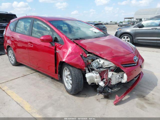  Salvage Toyota Prius v