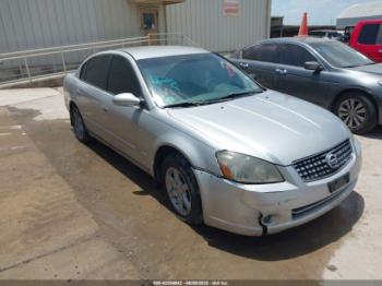  Salvage Nissan Altima