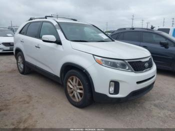  Salvage Kia Sorento