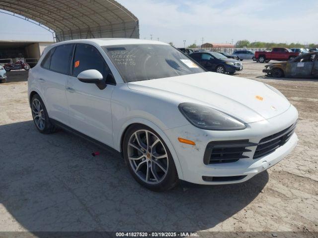  Salvage Porsche Cayenne
