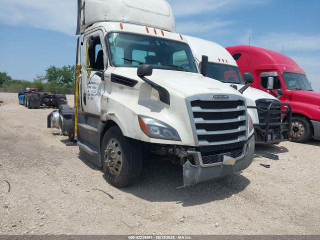  Salvage Freightliner New Cascadia 126