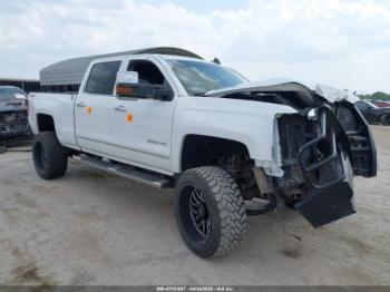  Salvage Chevrolet Silverado 2500