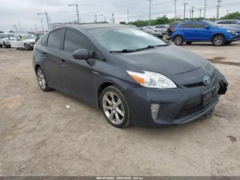  Salvage Toyota Prius