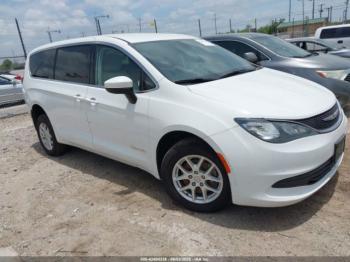  Salvage Chrysler Pacifica