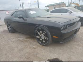  Salvage Dodge Challenger