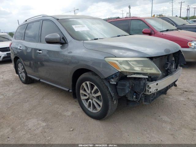  Salvage Nissan Pathfinder