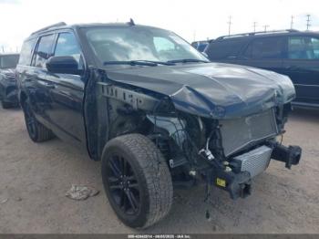  Salvage Ford Expedition
