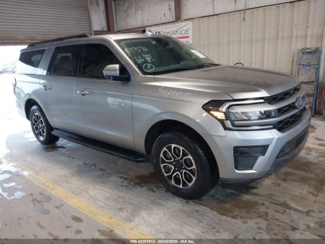  Salvage Ford Expedition