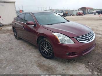  Salvage Nissan Altima