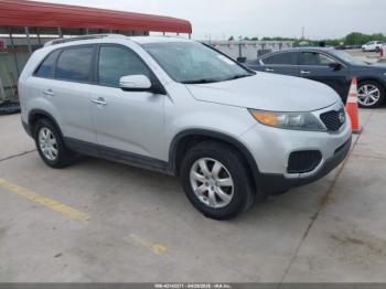  Salvage Kia Sorento