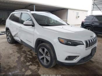  Salvage Jeep Cherokee