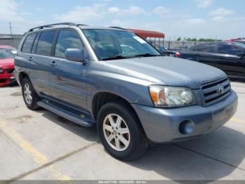  Salvage Toyota Highlander
