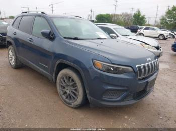  Salvage Jeep Cherokee