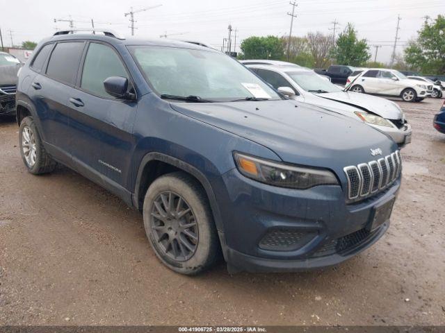  Salvage Jeep Cherokee