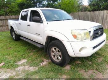  Salvage Toyota Tacoma