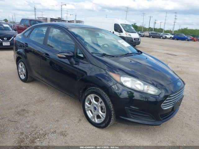  Salvage Ford Fiesta