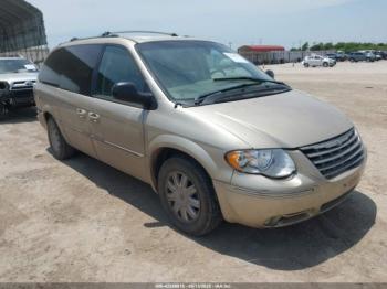  Salvage Chrysler Town & Country