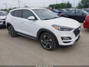  Salvage Hyundai TUCSON