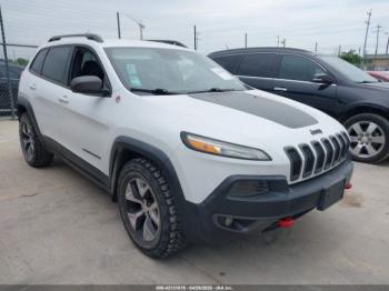  Salvage Jeep Cherokee