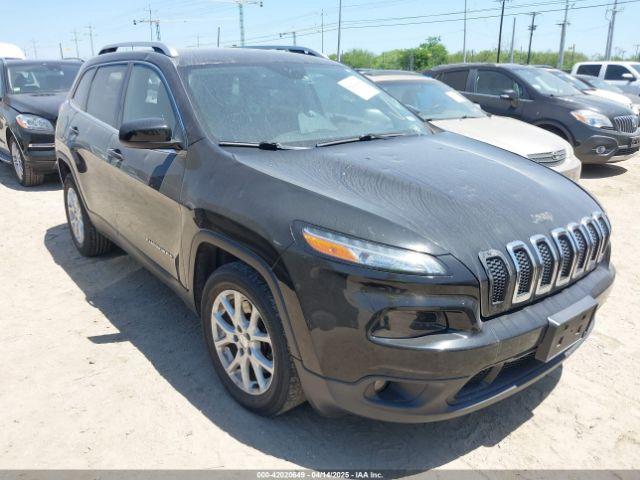  Salvage Jeep Cherokee