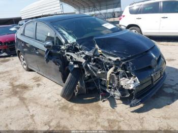  Salvage Toyota Prius