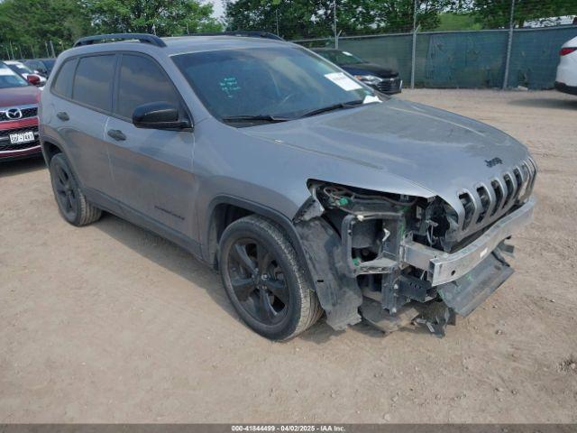  Salvage Jeep Cherokee