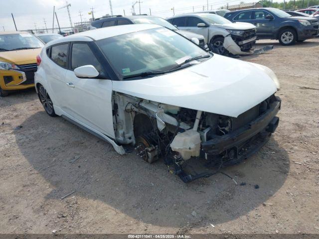  Salvage Hyundai VELOSTER