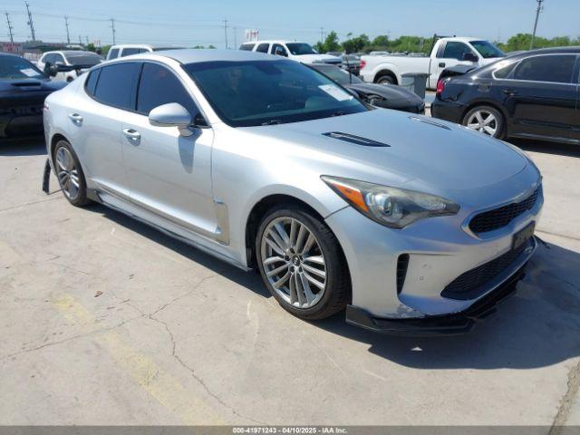  Salvage Kia Stinger