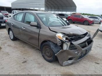  Salvage Nissan Versa