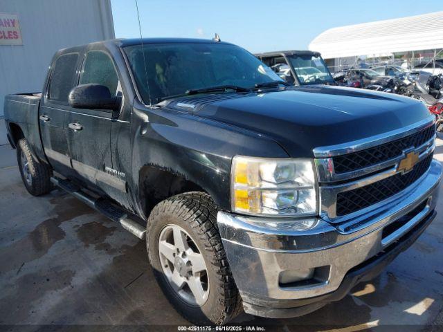  Salvage Chevrolet Silverado 2500