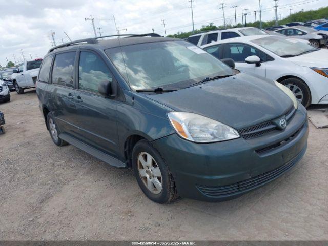  Salvage Toyota Sienna
