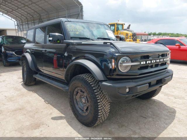  Salvage Ford Bronco