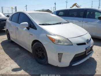  Salvage Toyota Prius