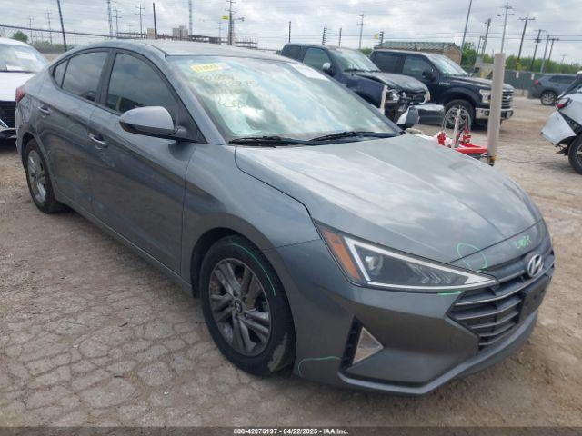  Salvage Hyundai ELANTRA