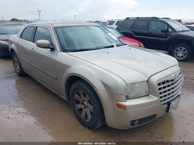  Salvage Chrysler 300