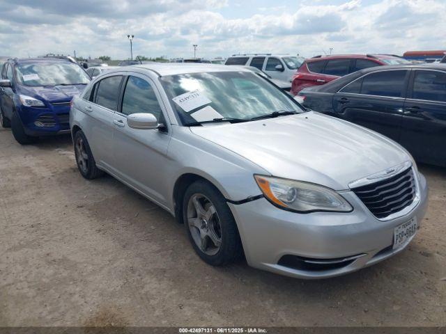  Salvage Chrysler 200