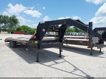  Salvage Longhorn Trailer
