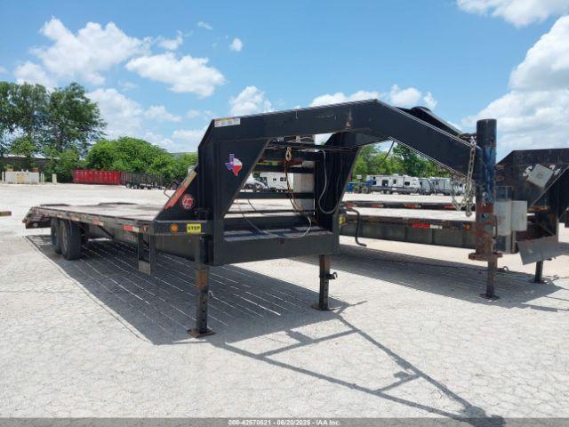  Salvage Longhorn Trailer