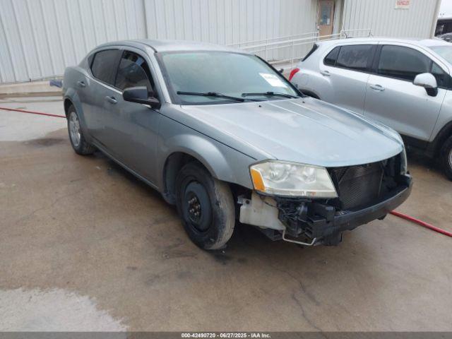  Salvage Dodge Avenger