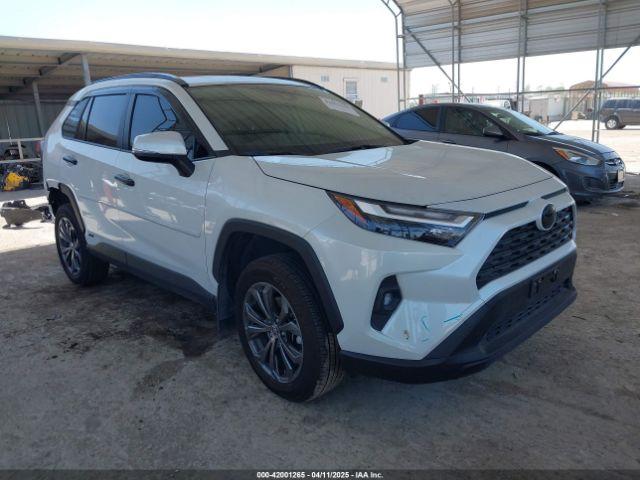  Salvage Toyota RAV4